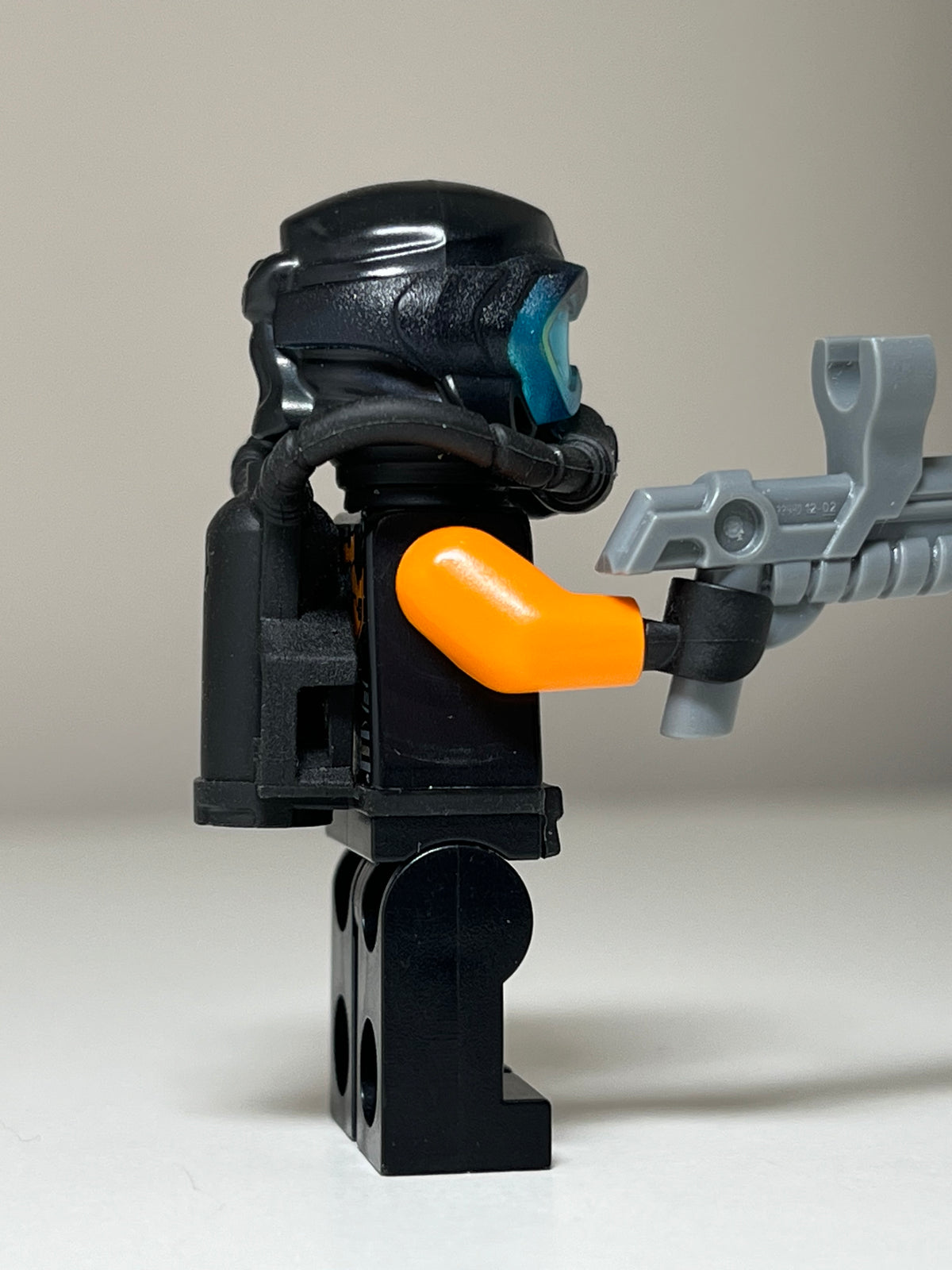 Scuba Cole