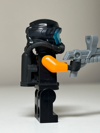Scuba Cole