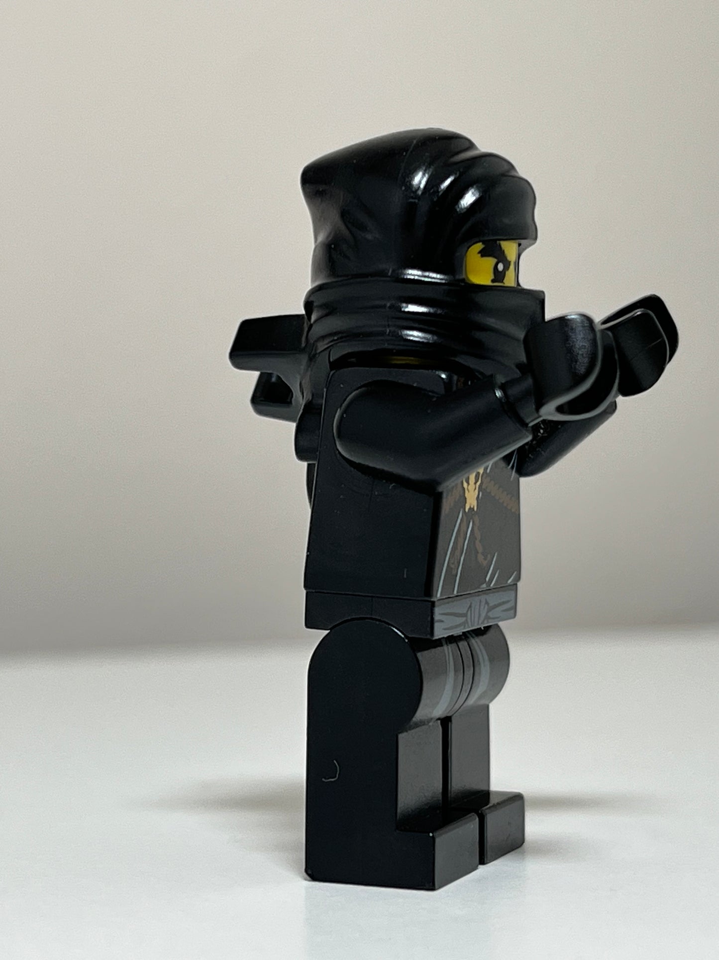 Cole - The Golden Weapons