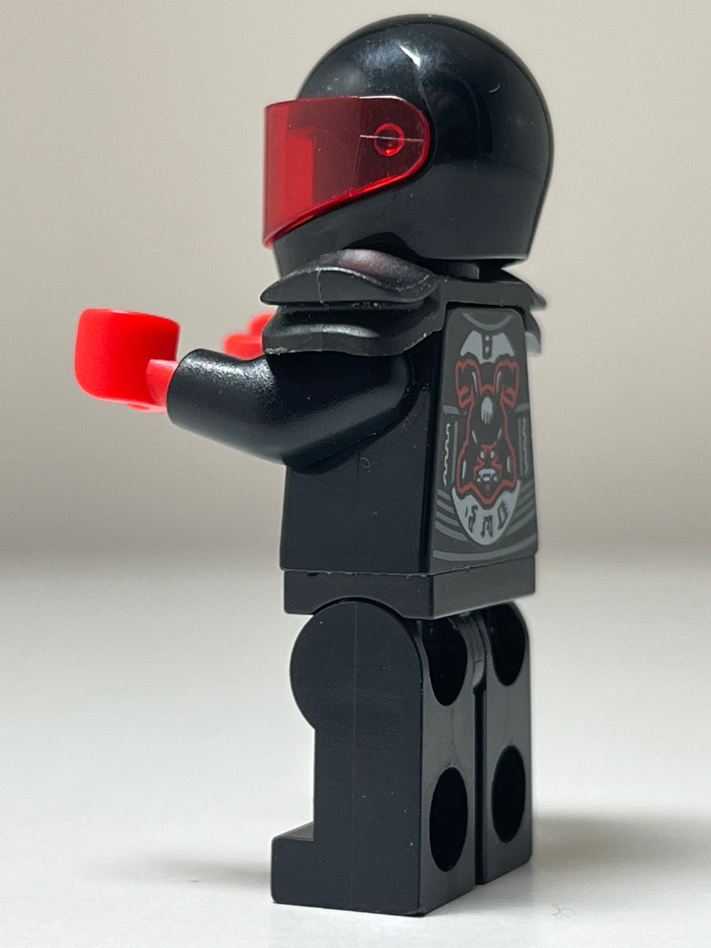 Mr E
